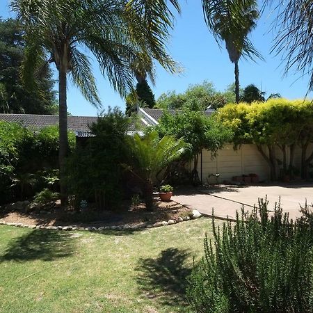Apartamento Eikepark Self Catering Stellenbosch Exterior foto